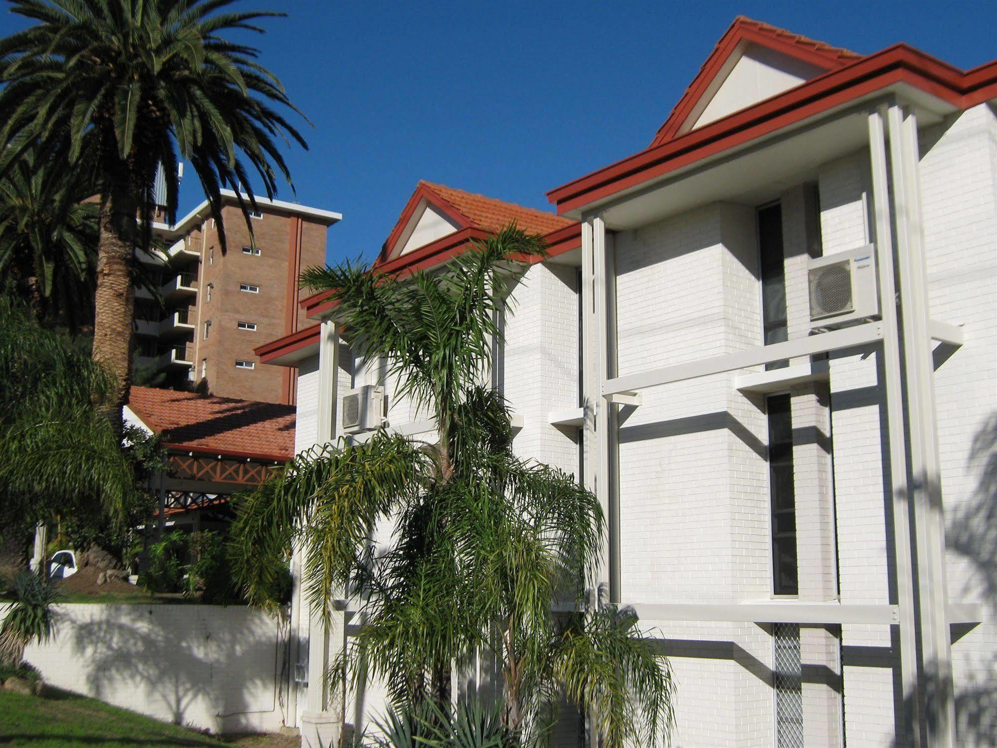 Beatty Lodge Perth Exterior photo